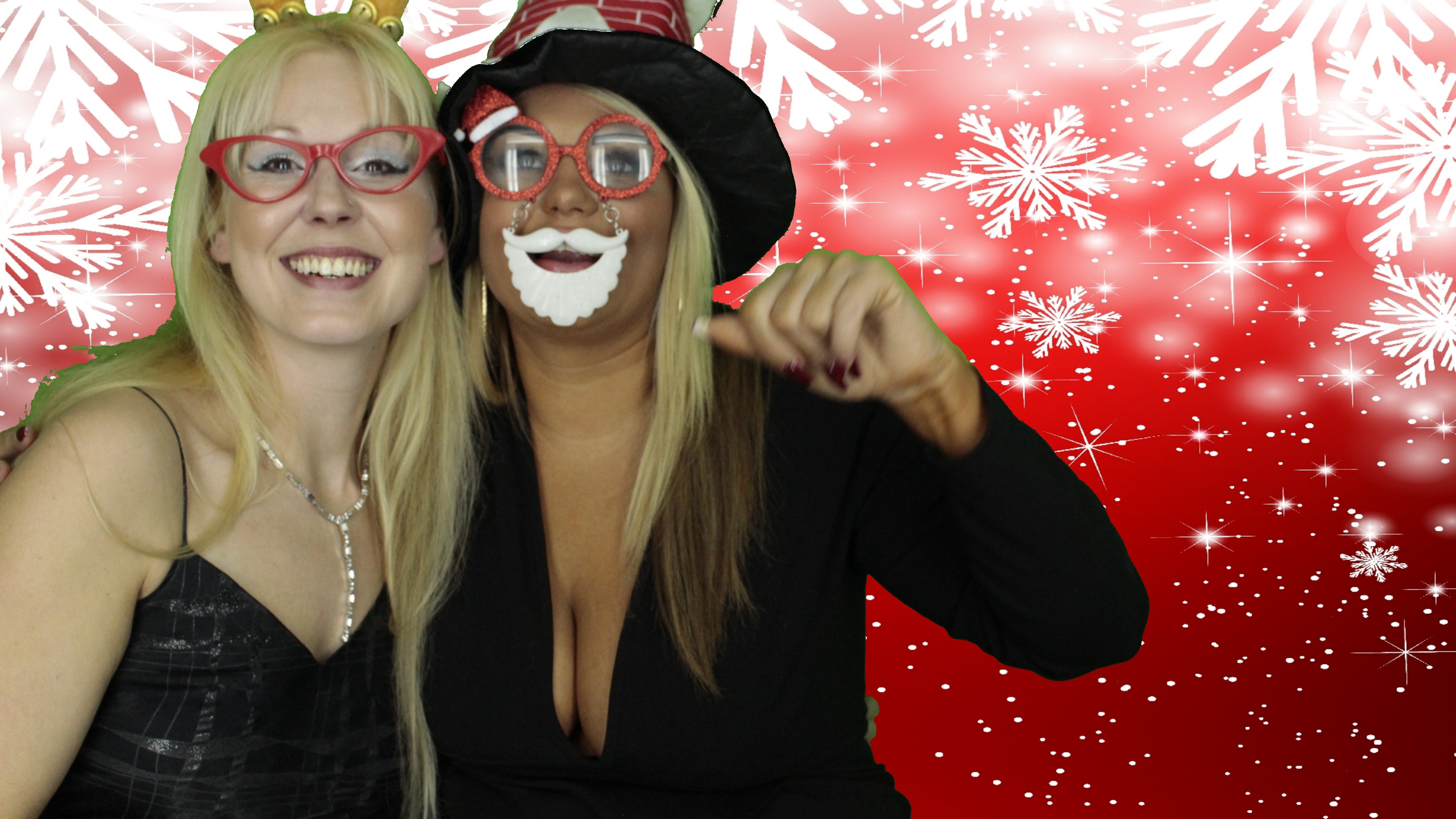 Portsmouth Water Christmas Party | View more photos from the event at gallery.myphotoboothexperience.co.uk/u/MyPhotoBoothExperienceLtd/Portsmouth-Water-Christmas-Party